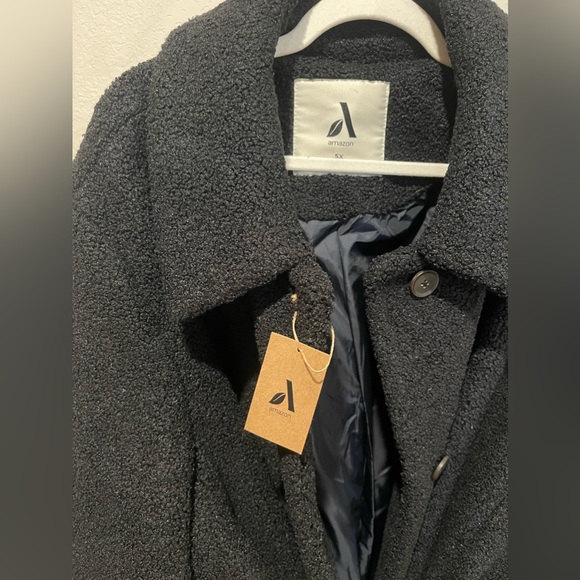 NWT Amazon Essentials Women’s Relaxed Fit Recycled Polyester Spera Long Coat - Picture 2 of 11